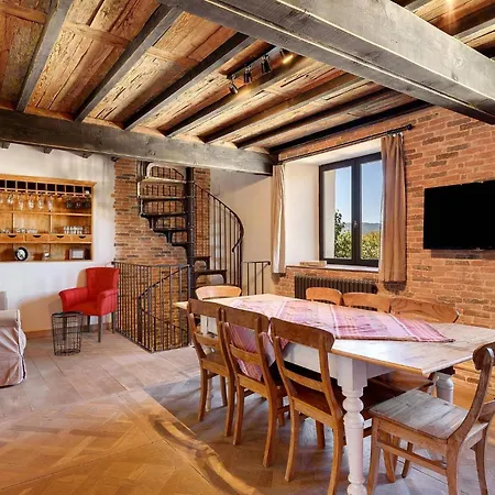L'annexe Du Chateau Des Girards *